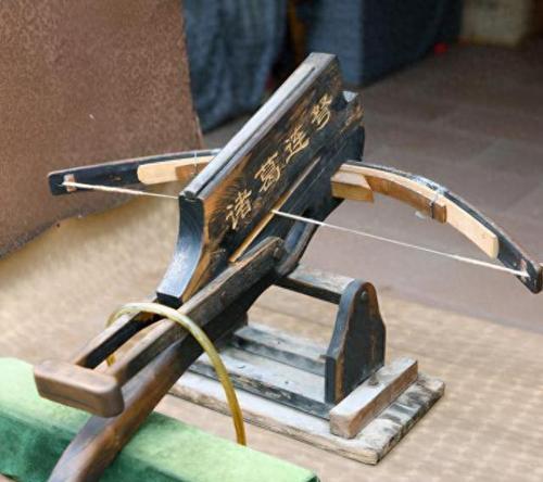 三国杀诸葛金刚弩的特殊效果是什么？如何有效利用这个武器？  第2张